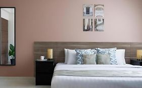 Grandeur Stay 3*